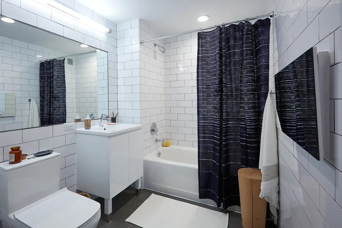 Photo for Jones LES - 331 EAST HOUSTON STREET Rental Building in Lower East Side, Manhattan