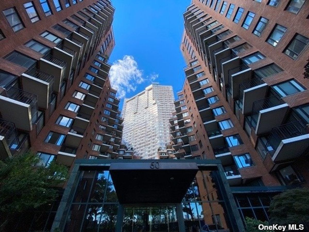 Photo for 60 Sutton Place South - 60 SUTTON PLACE SOUTH Cooperative in Midtown East, Manhattan