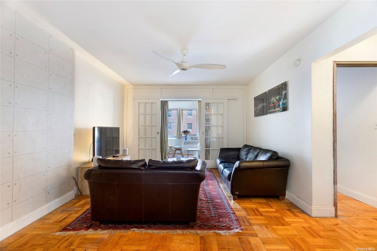 Photo for  Convention Overlook  - 430 WEST 34 STREET Cooperative in Hudson Yards, Manhattan