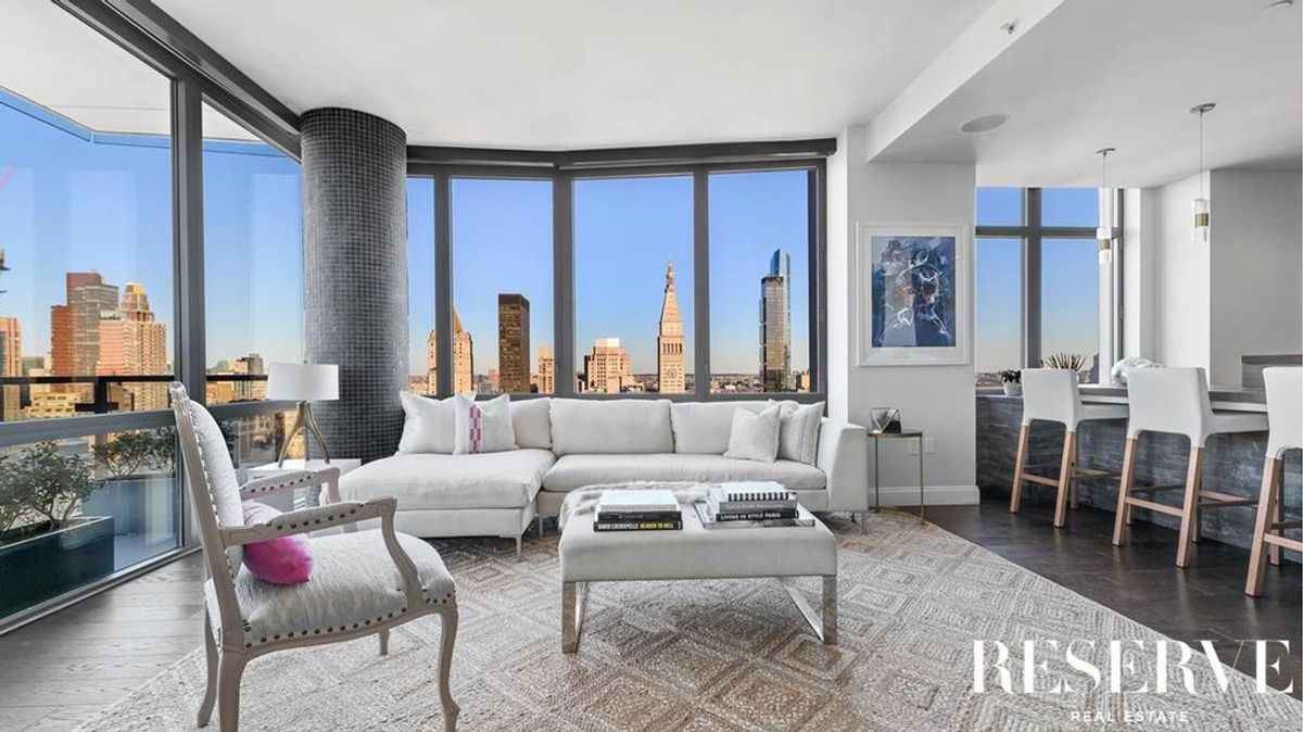 Photo for Chelsea Stratus - 101 WEST 24 STREET Condominium in Chelsea, Manhattan
