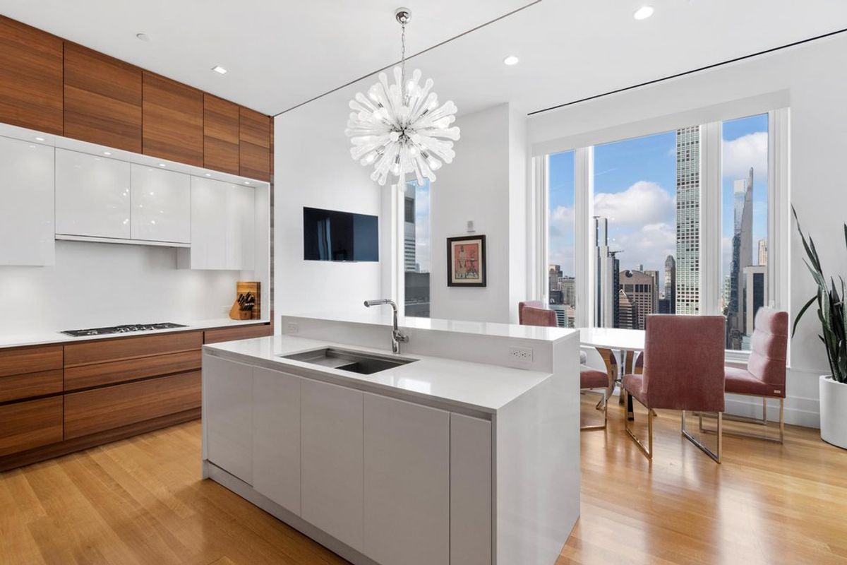 Photo for 252 East 57th Street - 252 EAST 57 STREET Condominium in Midtown East, Manhattan