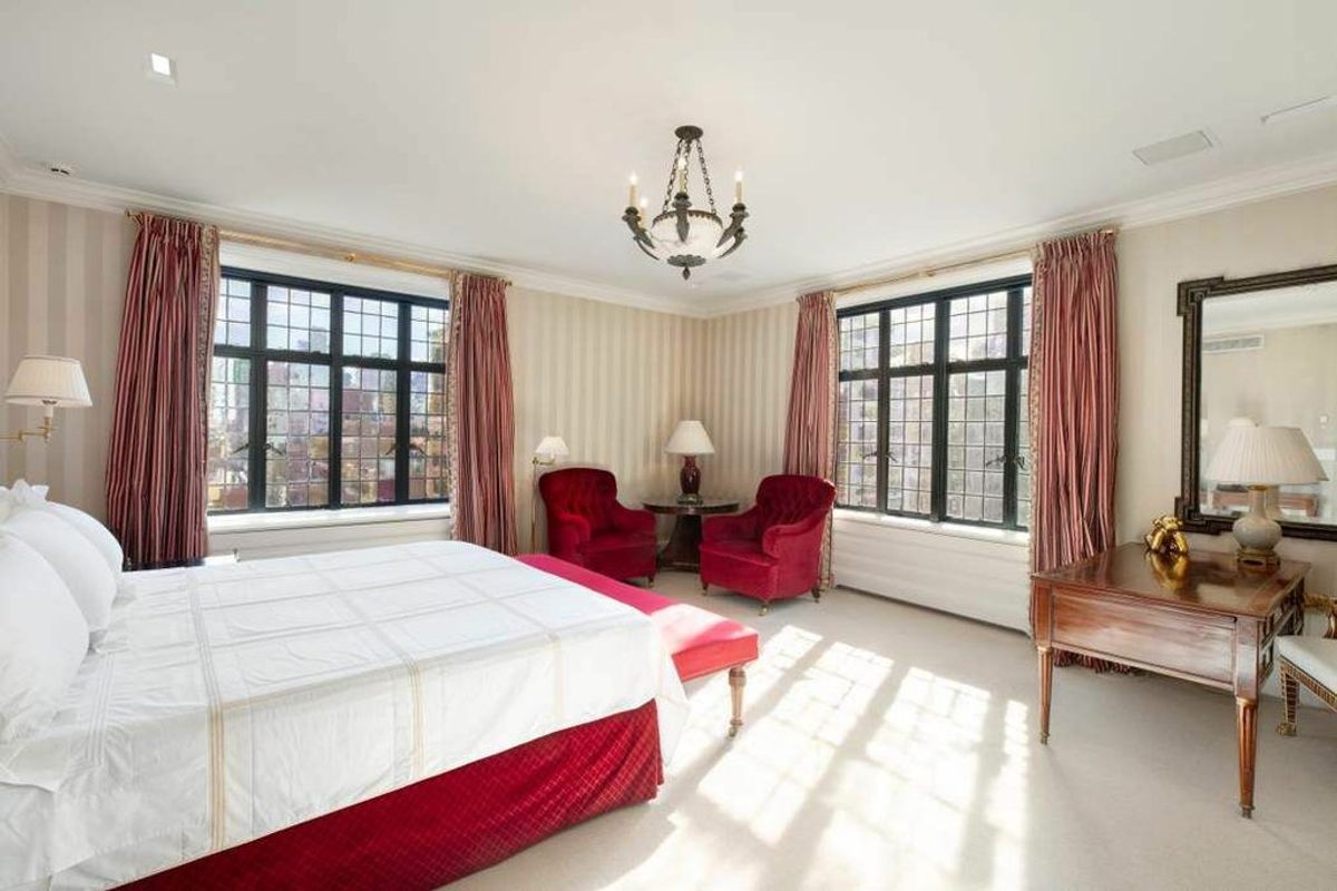 Photo for 820 PARK AVENUE - 820 PARK AVENUE Cooperative in Upper East Side, Manhattan