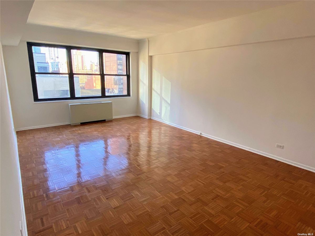 Photo for  Harridge House  - 225 East 57th Street Condominium in Midtown East, Manhattan