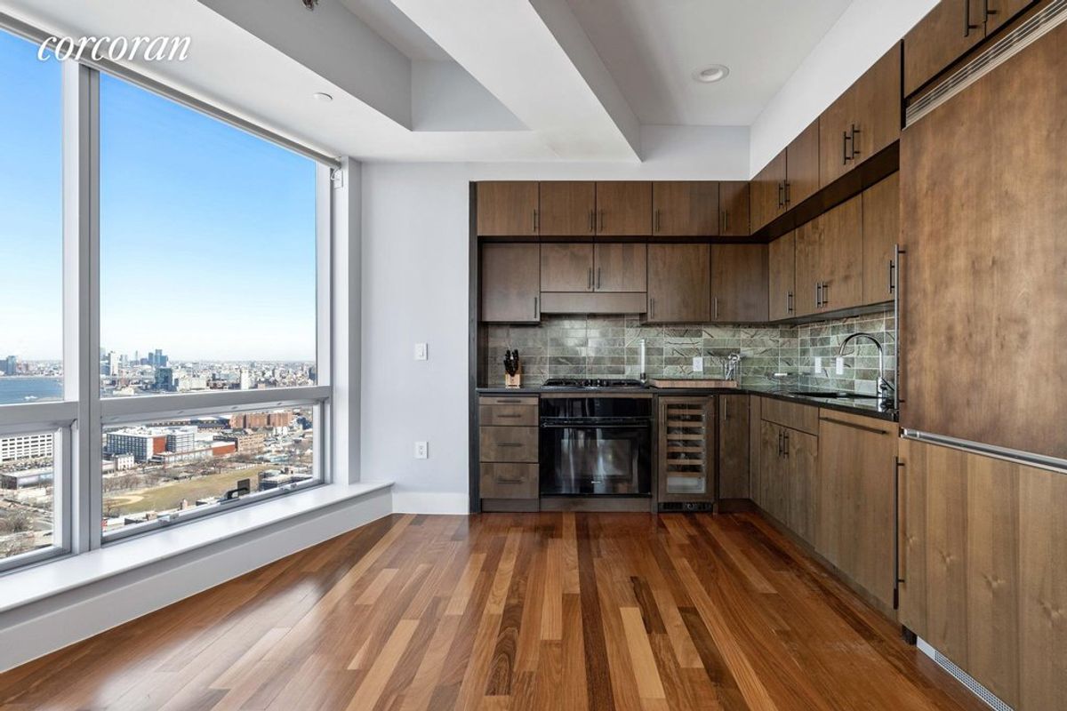 Photo for Toren - 150 MYRTLE AVENUE Condominium in Downtown Brooklyn, Brooklyn