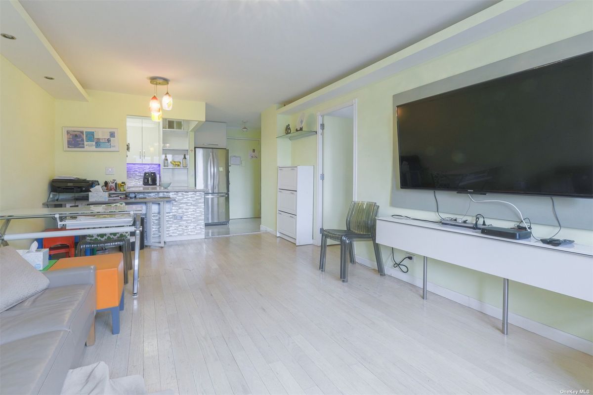 Photo for 340 East 80th Street - 340 East 80th Street Cooperative in Upper East Side, Manhattan