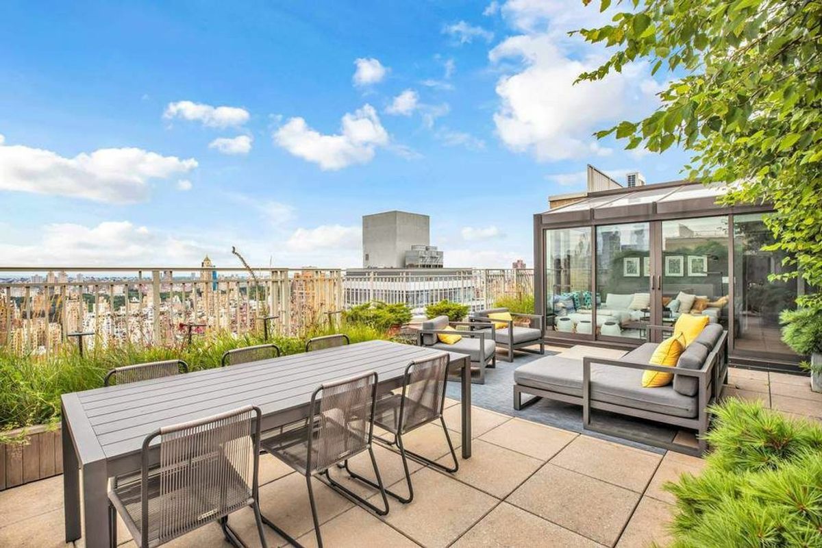 Photo for 300 East 74th Street - 1408 2 AVENUE Cooperative in , Manhattan