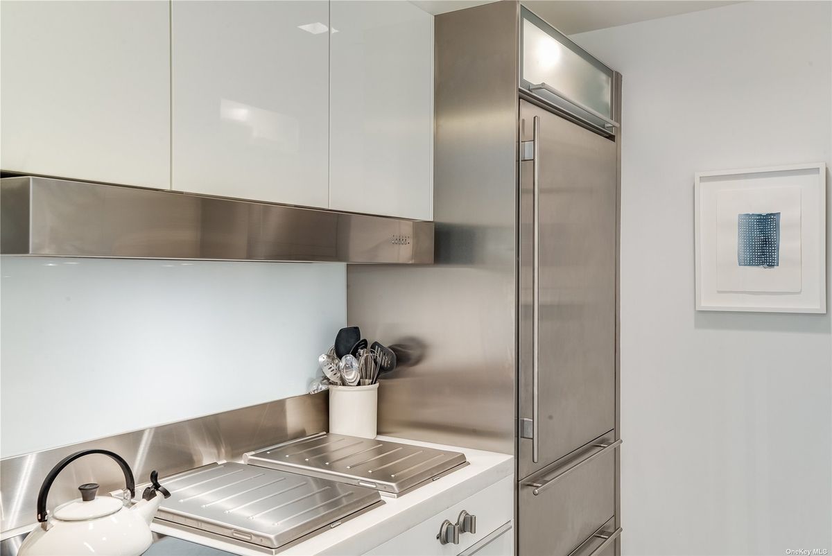 Photo for The Laurel - 400 East 67th Street Condominium in Upper East Side, Manhattan
