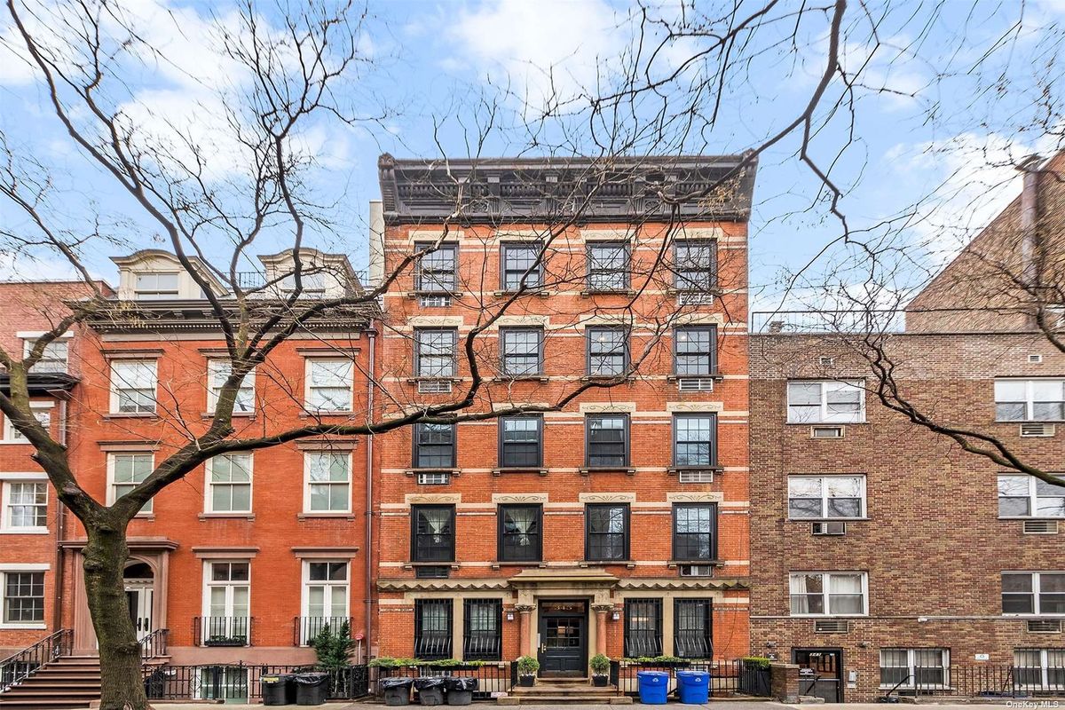 Photo for  345 West 21 Street  - 345 West 21 Street Cooperative in Chelsea, Manhattan