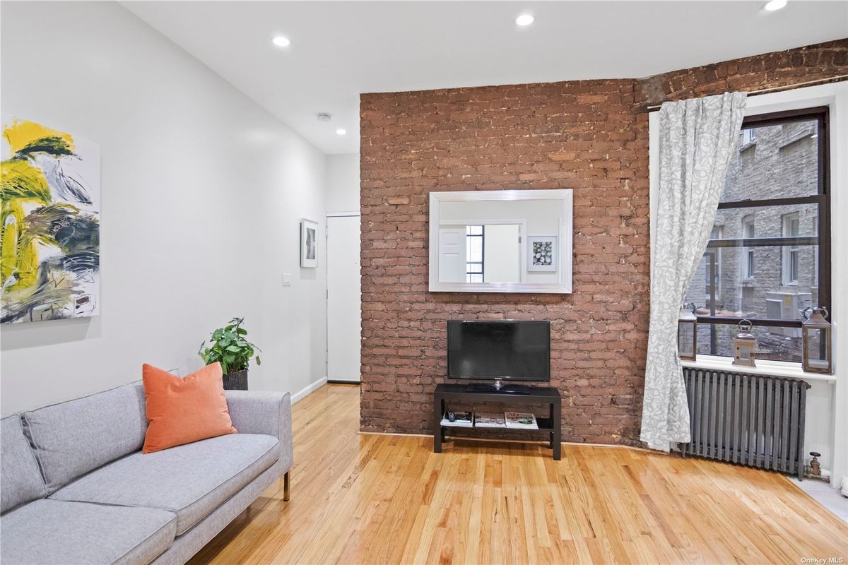 Photo for 340 WEST 19 STREET - 340 WEST 19 STREET Cooperative in Chelsea, Manhattan