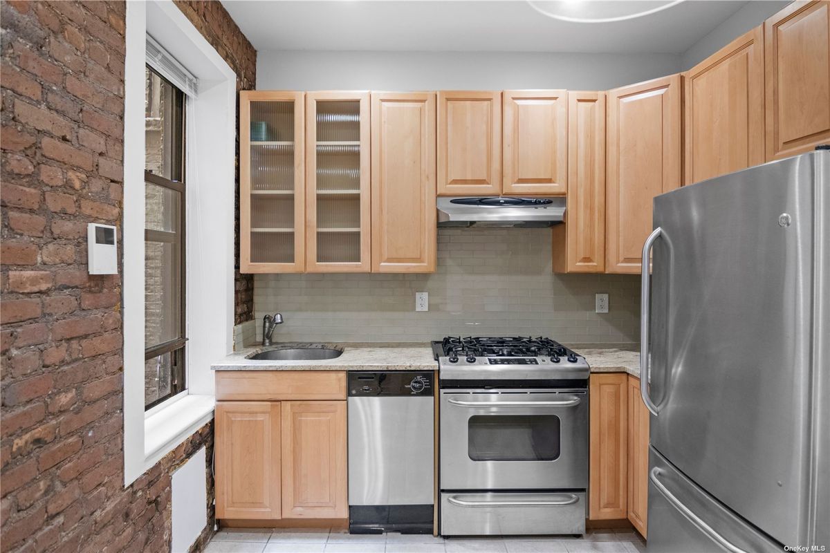 Photo for  340 WEST 19 STREET  - 340 WEST 19 STREET Cooperative in Chelsea, Manhattan