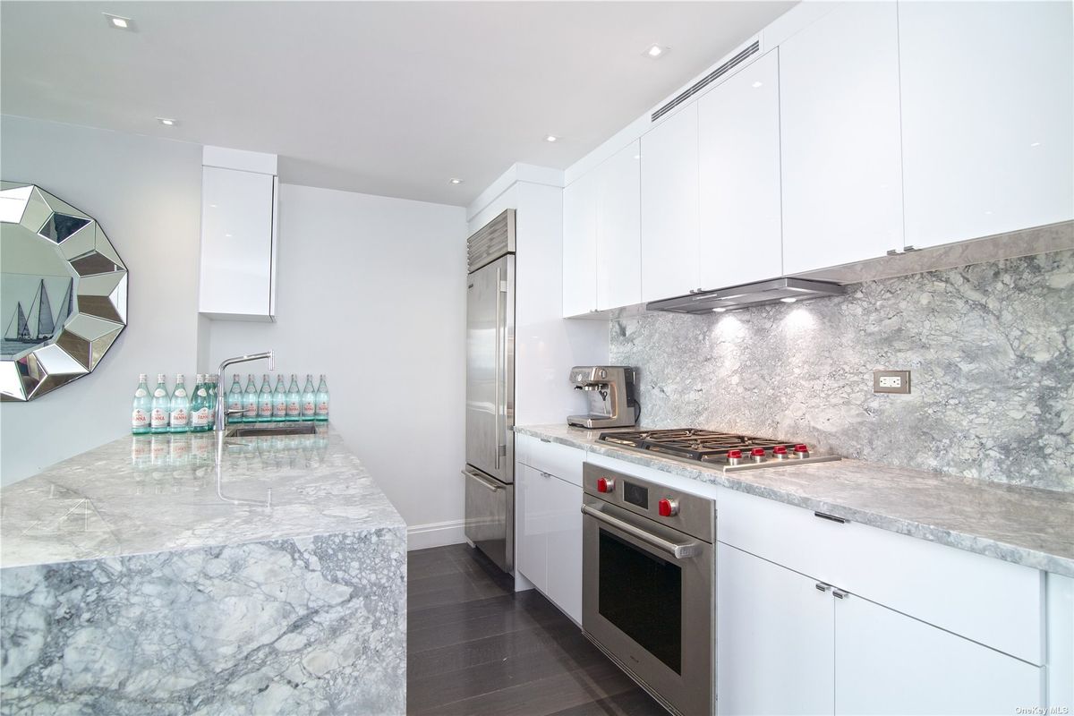 Photo for  Liberty House  - 377 RECTOR PLACE Condominium in Battery Park City, Manhattan