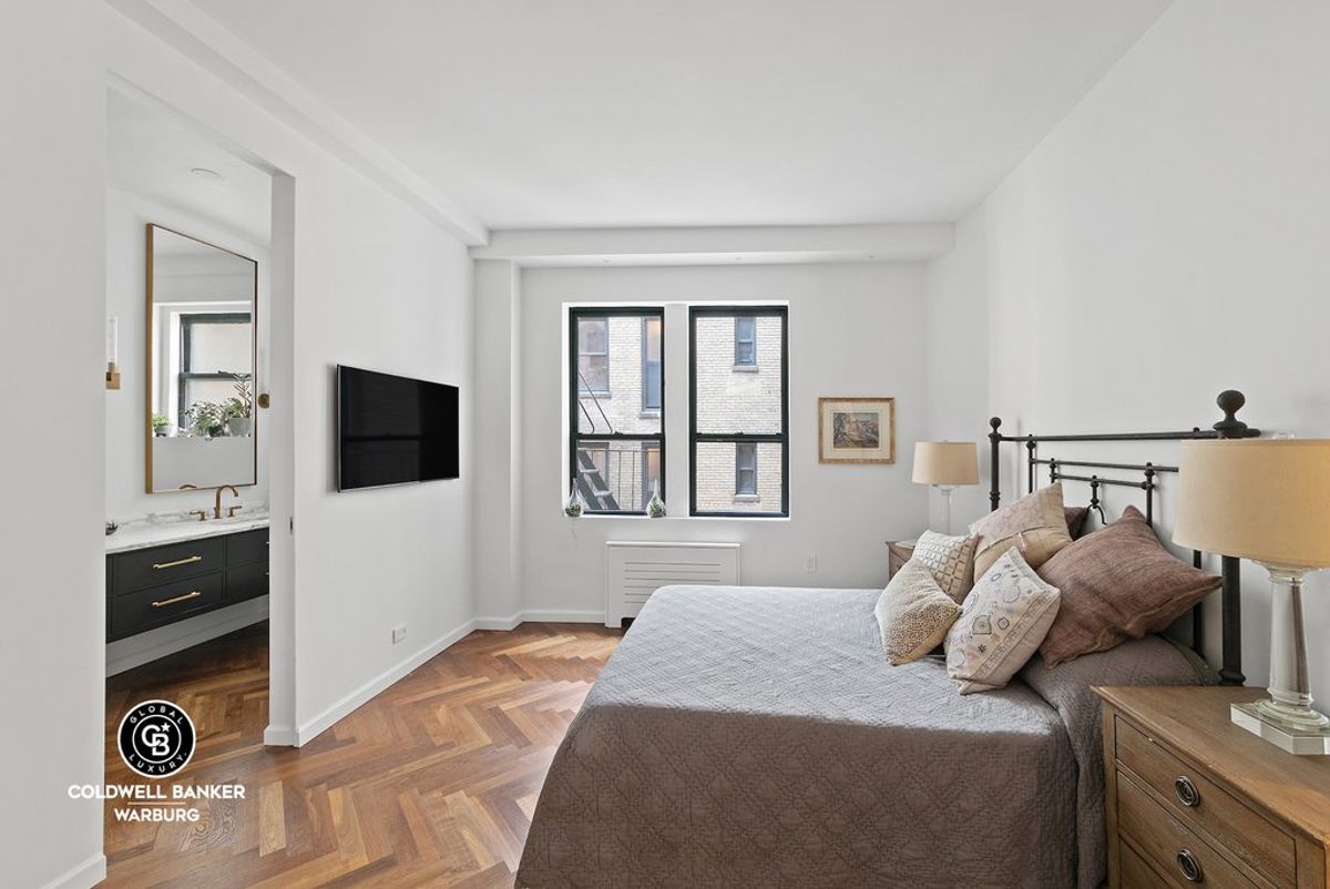 Photo for 157 West 79th Street - 157 WEST 79 STREET Cooperative in Upper West Side, Manhattan