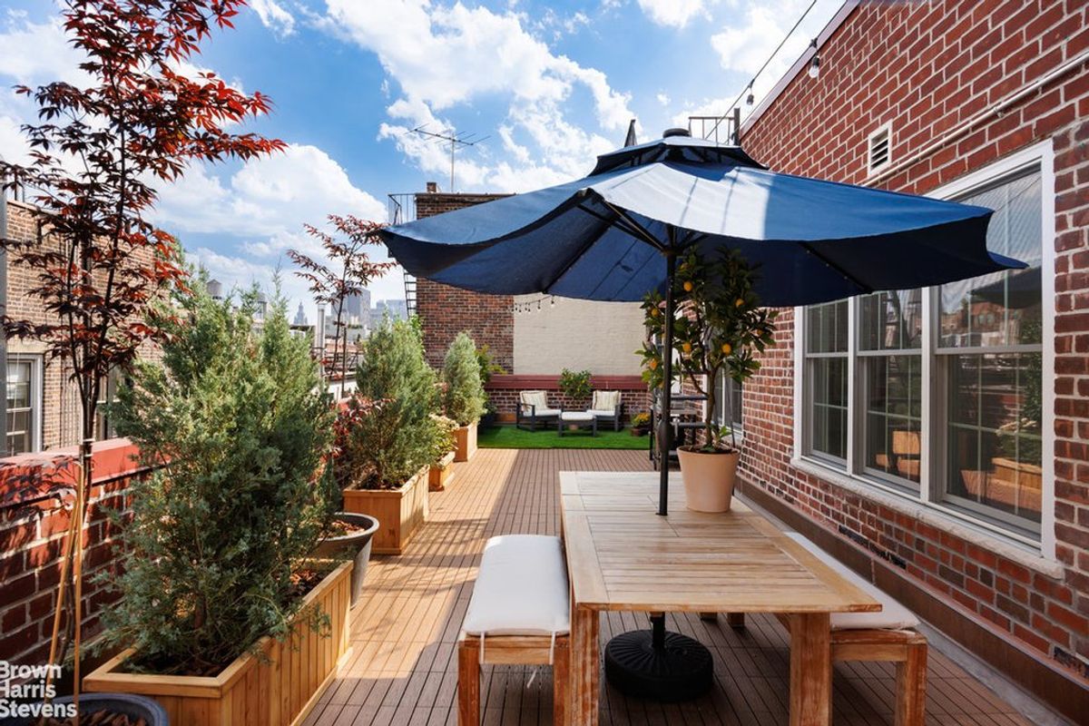 Photo for 180 THOMPSON STREET - 180 THOMPSON STREET Cooperative in Greenwich Village, Manhattan