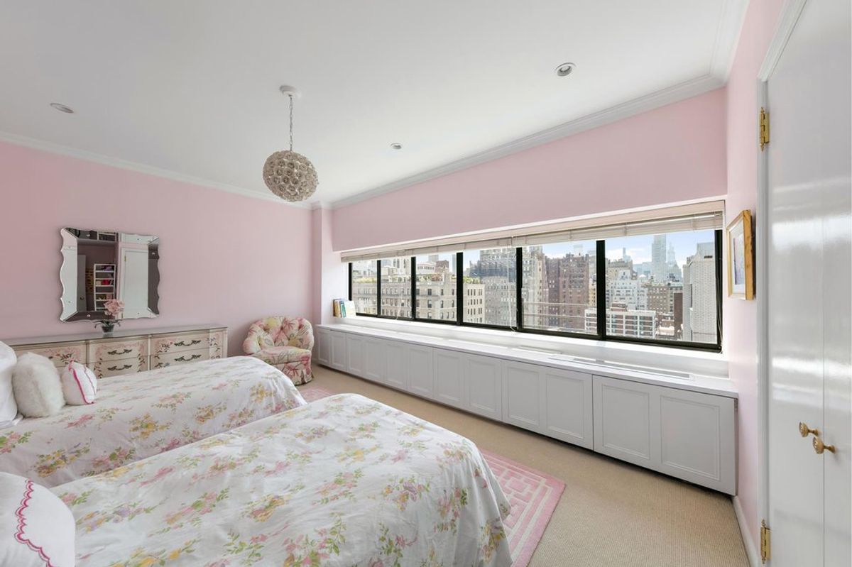 Photo for 32 East 76th Street - 32 East 76th Street Condominium in Upper East Side, Manhattan
