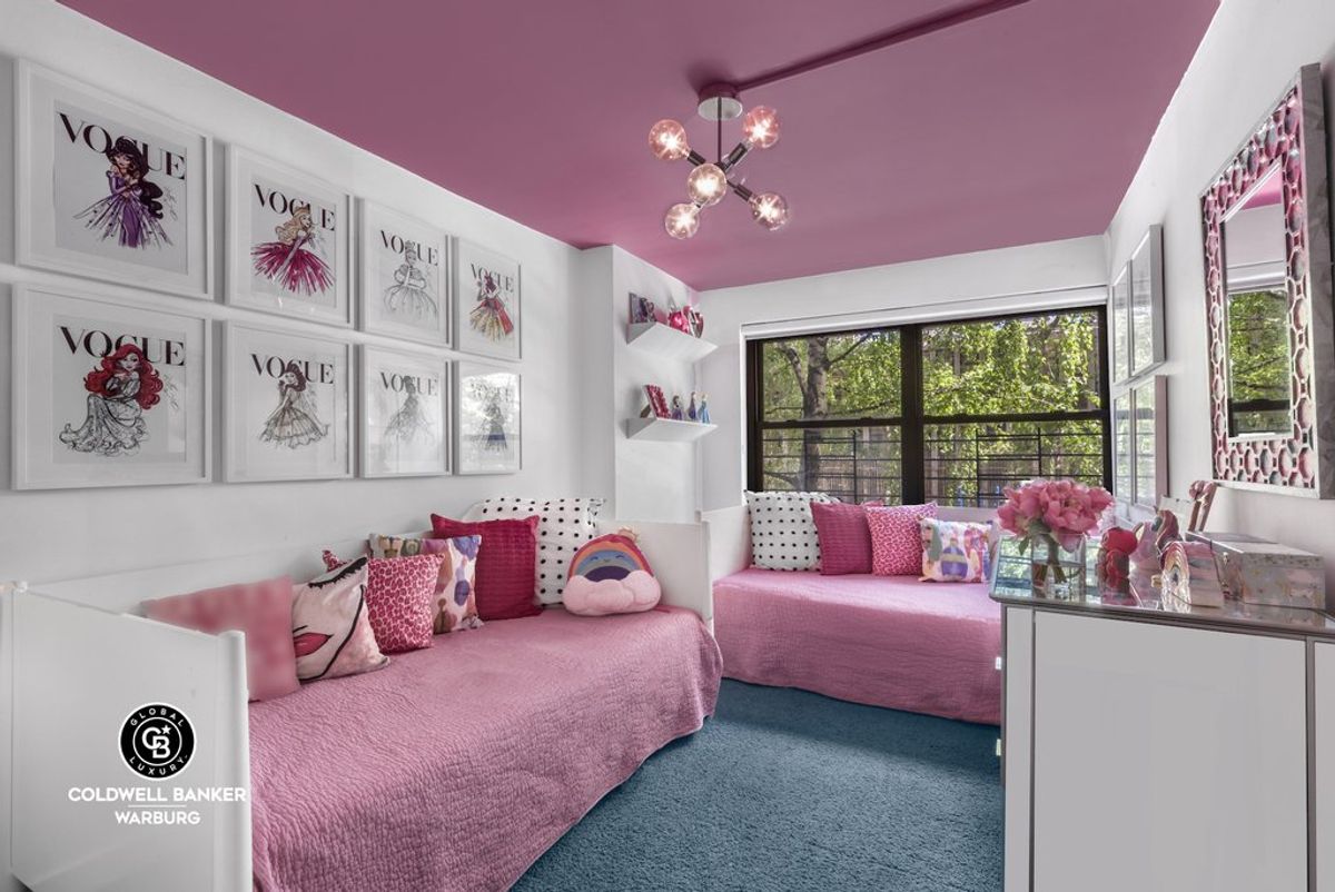 Photo for  Lincoln Towers  - 180 West End Avenue Condominium in Upper West Side, Manhattan