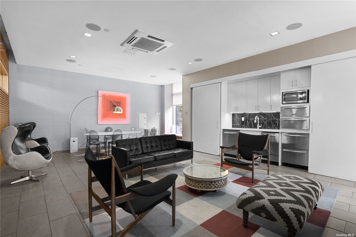 Photo for One Hunters Point - 5-49 BORDEN AVENUE Condominium in Long Island City, Queens