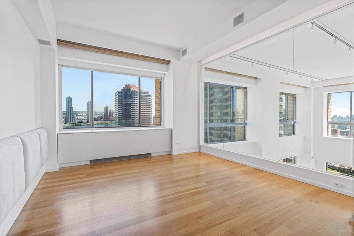 Photo for The Whitney - 311 EAST 38 STREET Condominium in Midtown East, Manhattan