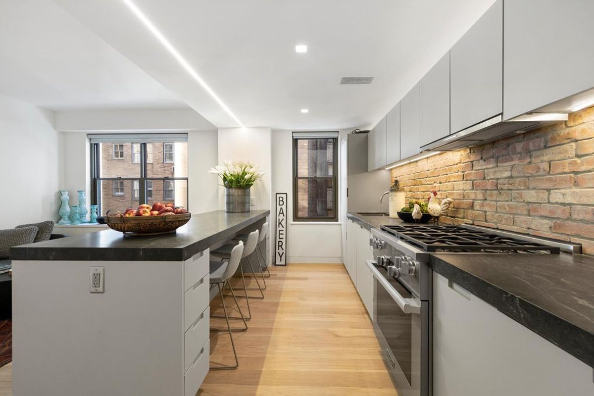 Photo for The Elysabeth - 35 EAST 38 STREET Condominium in Murray Hill, Manhattan