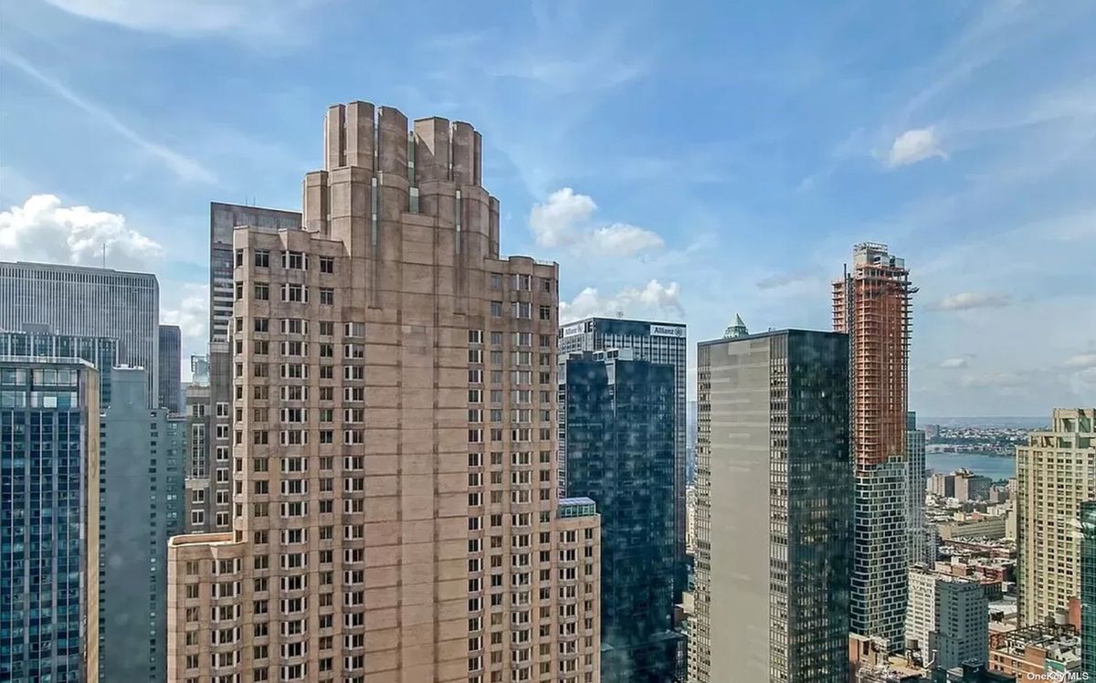 Photo for CitySpire - 150 WEST 56 STREET Condominium in Midtown, Manhattan