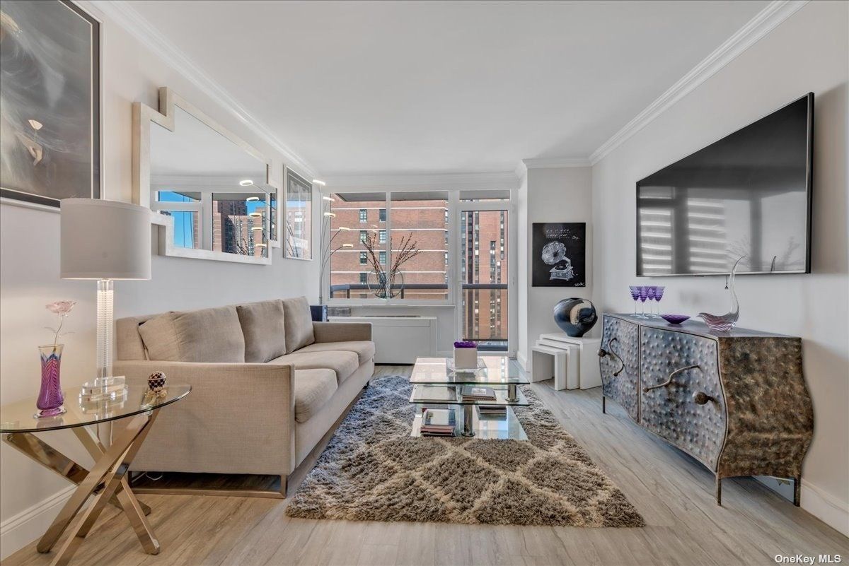 Photo for The Monarch - 200 EAST 89 STREET Condominium in Upper East Side, Manhattan