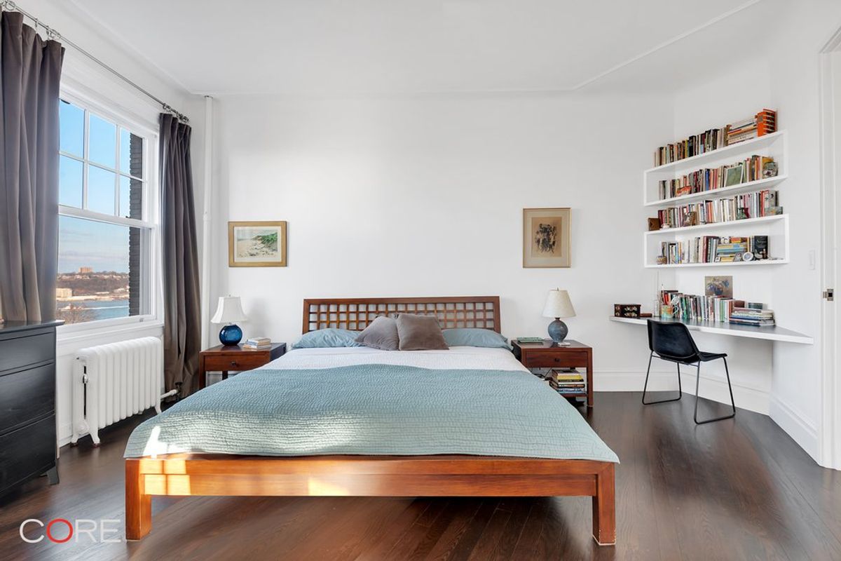 Photo for  The Hendrik Hudson  - 380 RIVERSIDE DRIVE Cooperative in Morningside Heights, Manhattan