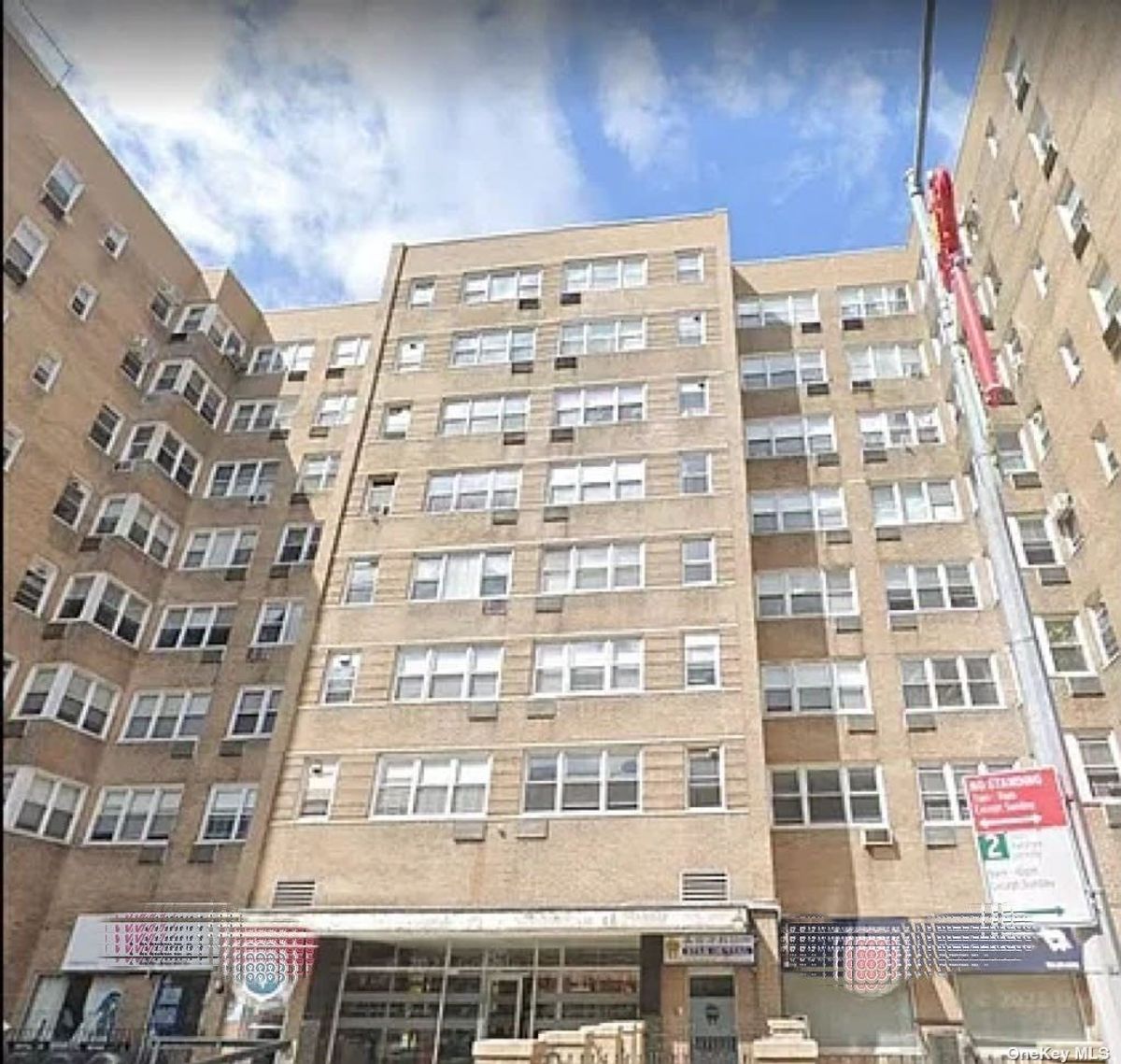 Photo for Bridgeview House Condominiums - 50 Bayard Street Condominium in Chinatown, Manhattan