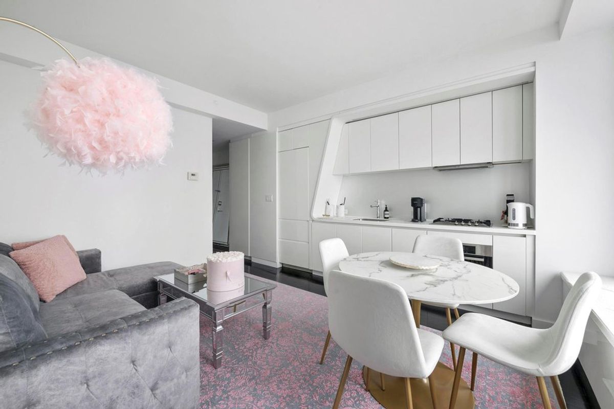 Photo for W Downtown Hotel & Residences - 123 Washington Street Condominium in Financial District, Manhattan