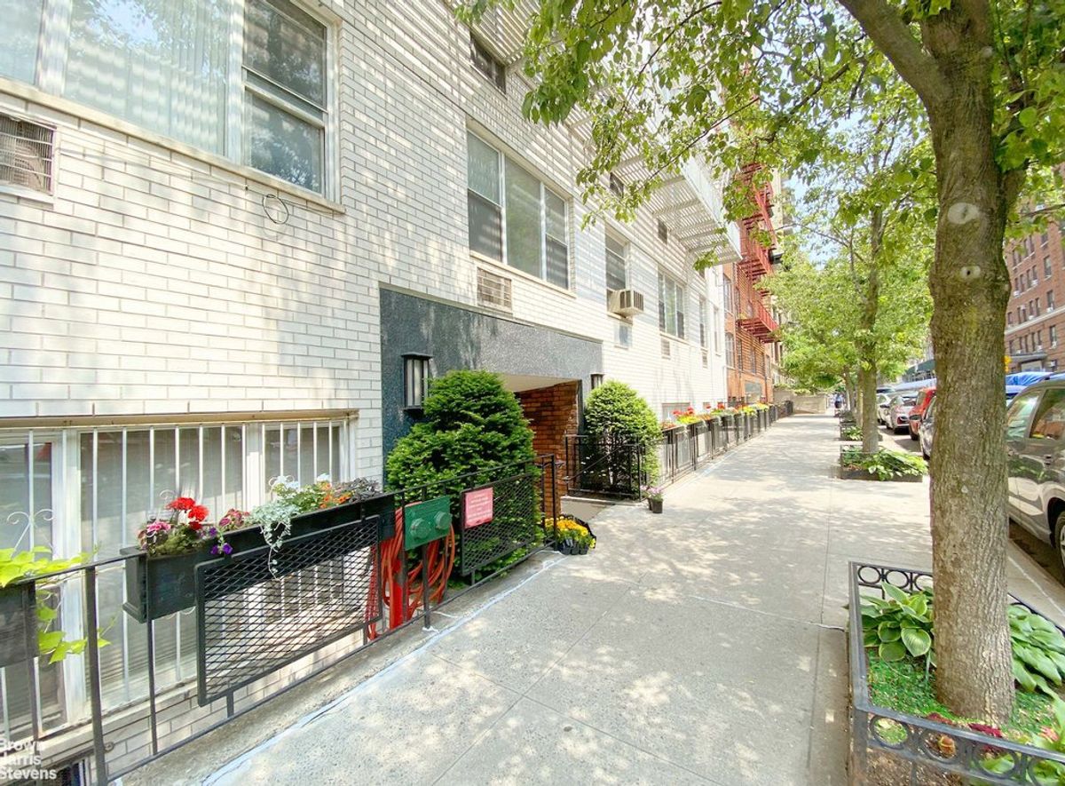 Photo for 235 West 70th Street - 235 WEST 70 STREET Cooperative in Lincoln Square, Manhattan