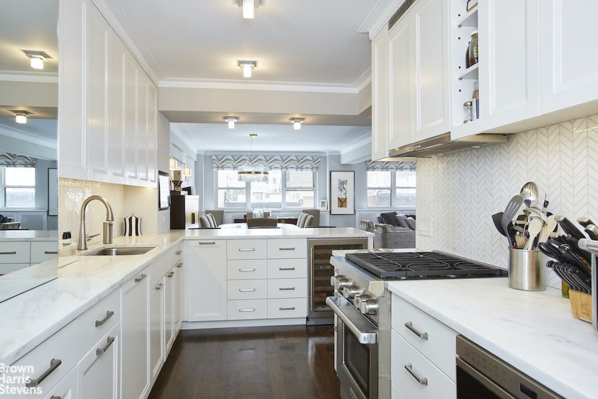 Photo for 181 East 73rd Street - 1270 3 AVENUE Cooperative in , Manhattan