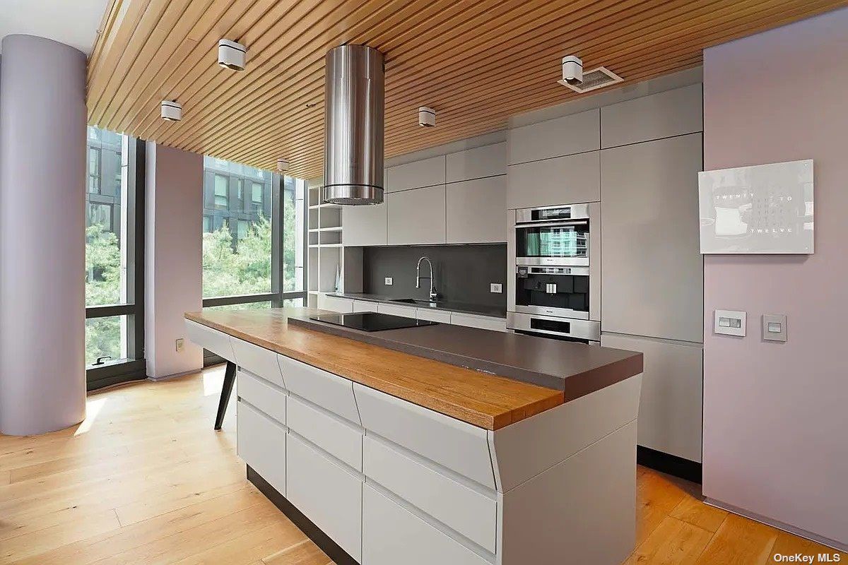 Photo for  101 Warren  - 101 Warren Street Condominium in Tribeca, Manhattan
