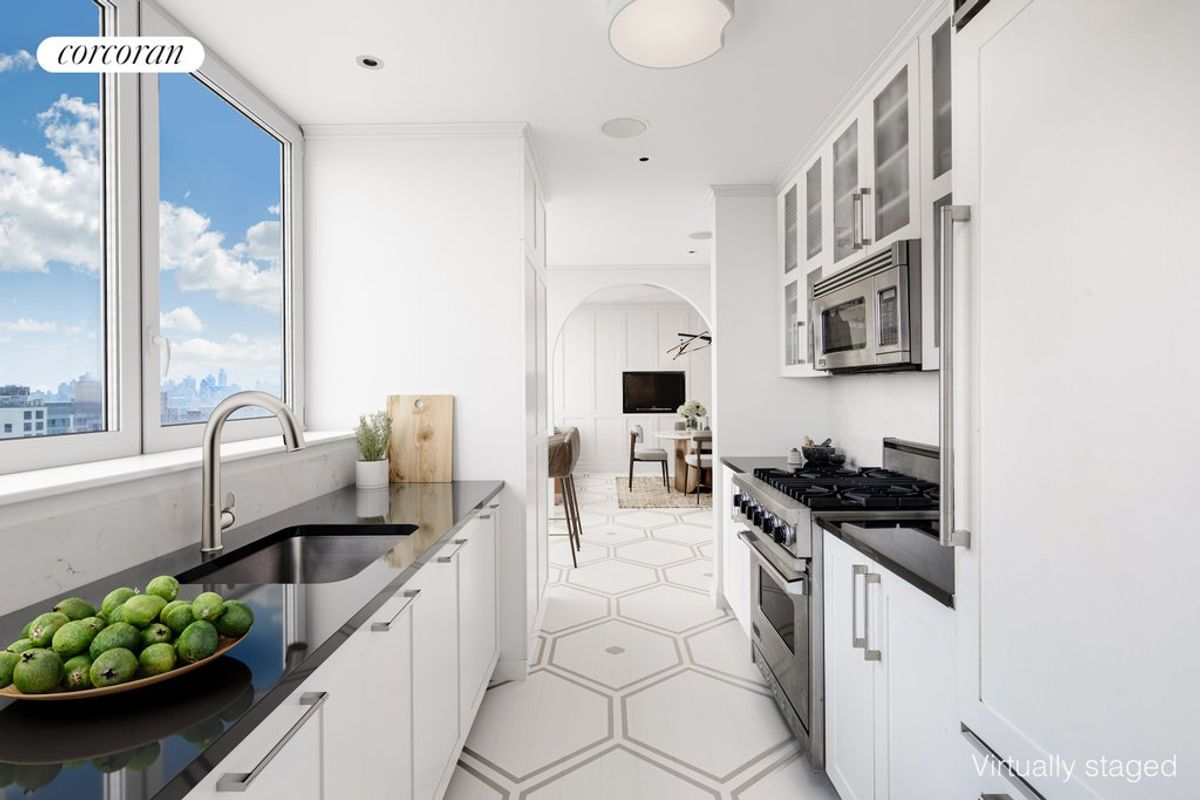 Photo for 200 West End Avenue - 200 WEST END AVENUE Condominium in Upper West Side, Manhattan