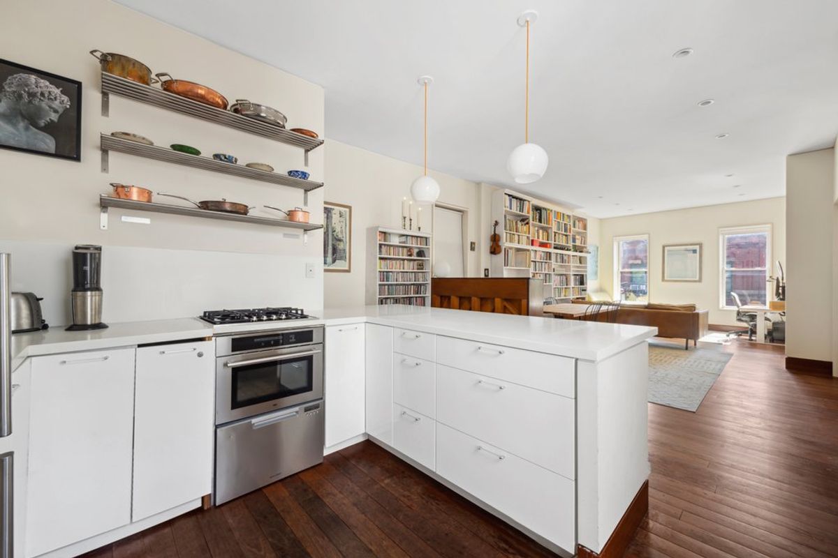 Photo for 79 PERRY STREET - 79 PERRY STREET Cooperative in West Village, Manhattan