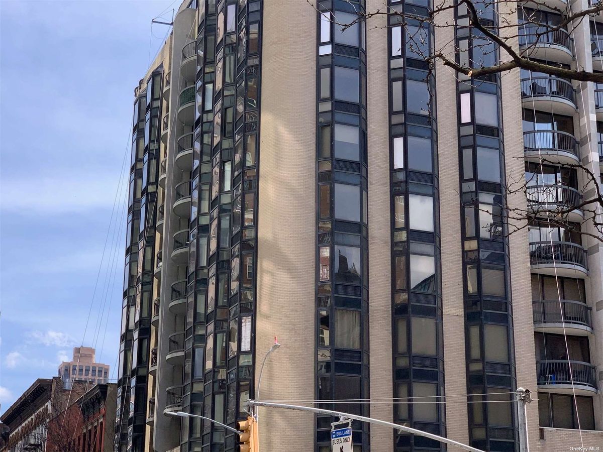 Photo for The Ventana - 150 East 85th Street Condominium in Upper East Side, Manhattan