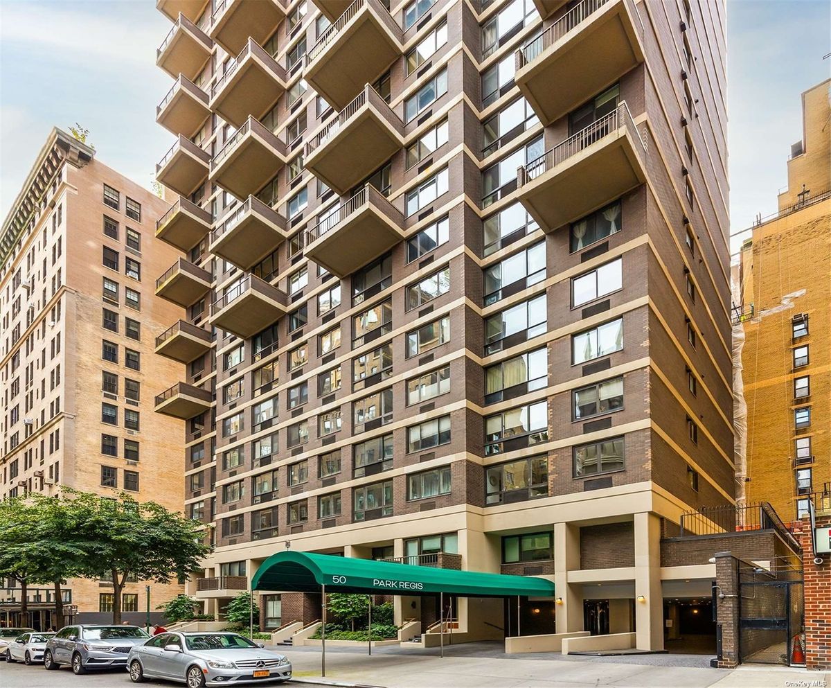 Photo for Park Regis - 48 EAST 89 STREET Cooperative in Carnegie Hill, Manhattan