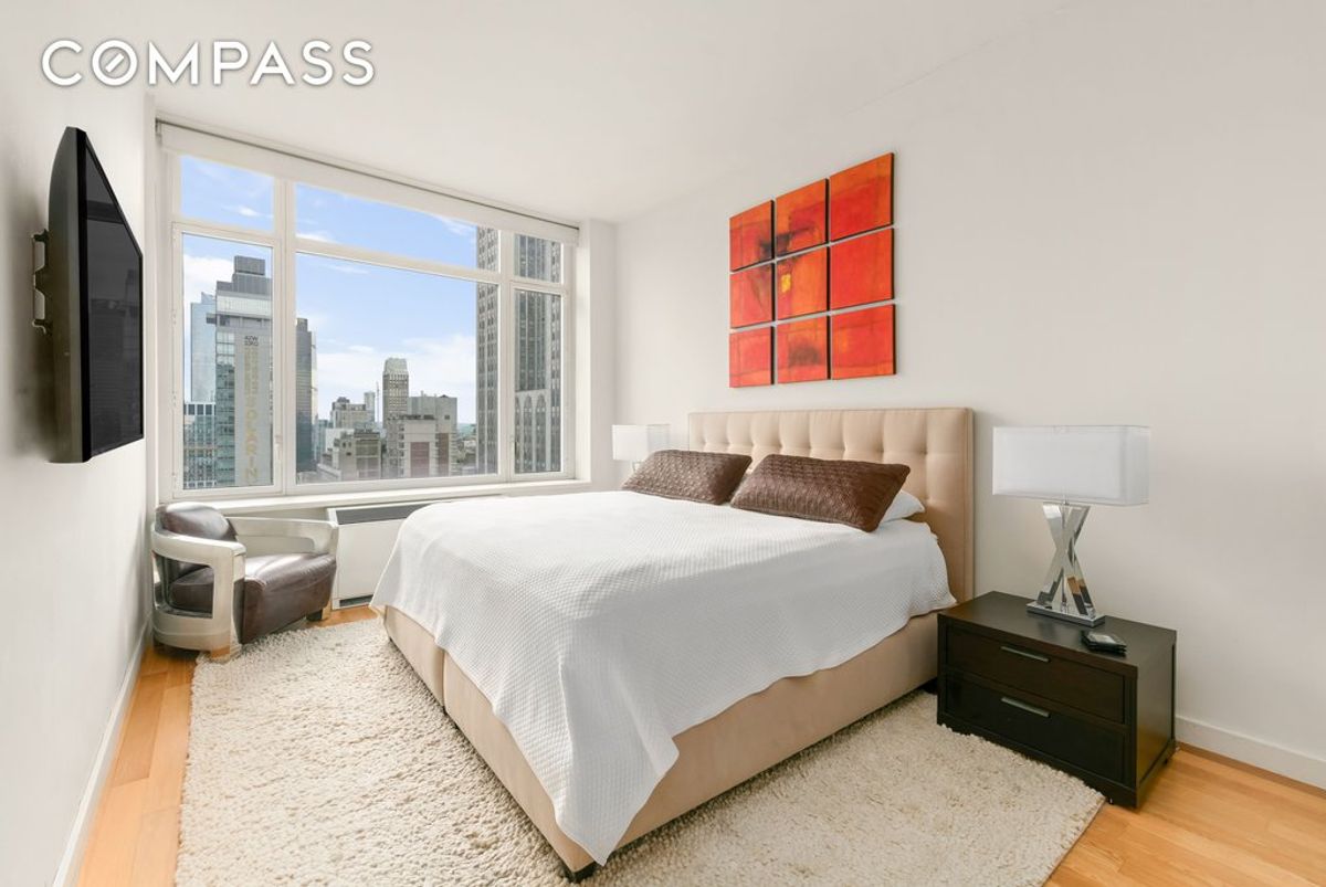Photo for 325 Fifth Avenue - 321 5 AVENUE Condominium in Murray Hill, Manhattan