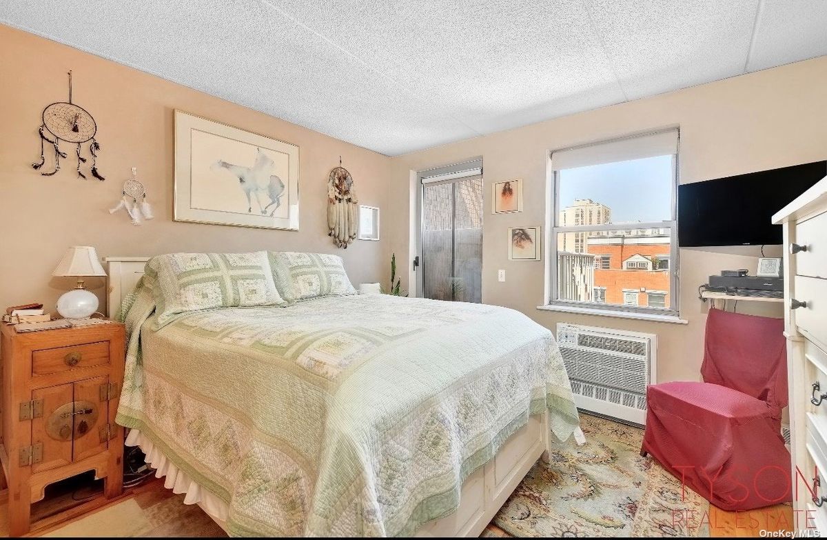 Photo for  Madison Plaza  - 1825 MADISON AVENUE Condominium in Central Harlem, Manhattan