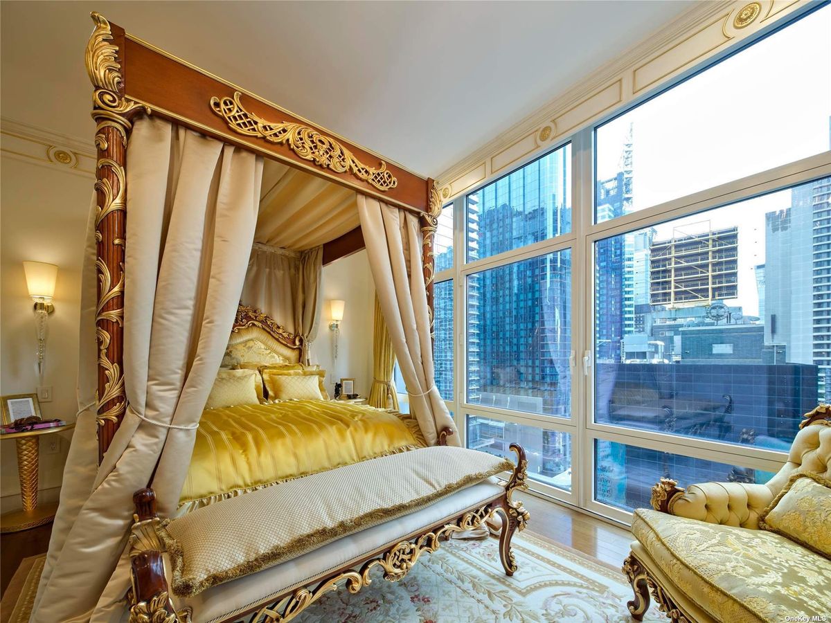 Photo for 1600 Broadway on The Square - 1600 BROADWAY Condominium in Midtown, Manhattan