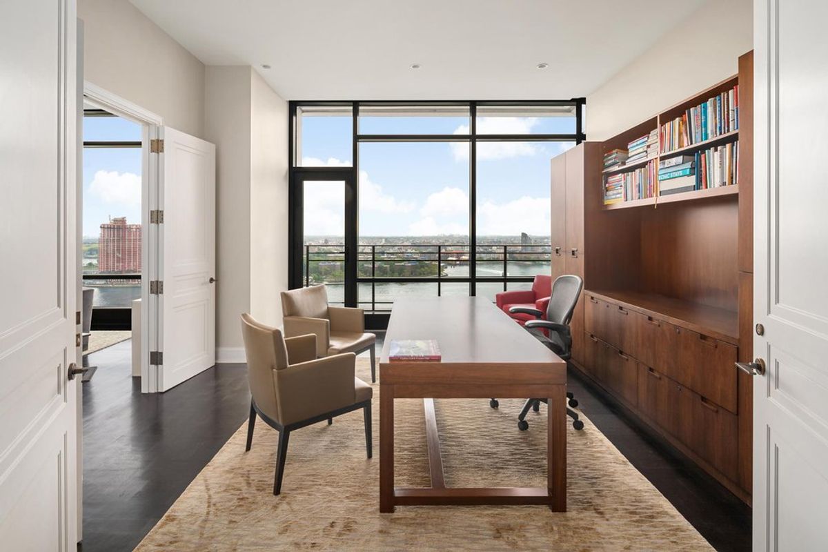Photo for 170 East End Avenue - 170 EAST END AVENUE Condominium in Upper East Side, Manhattan