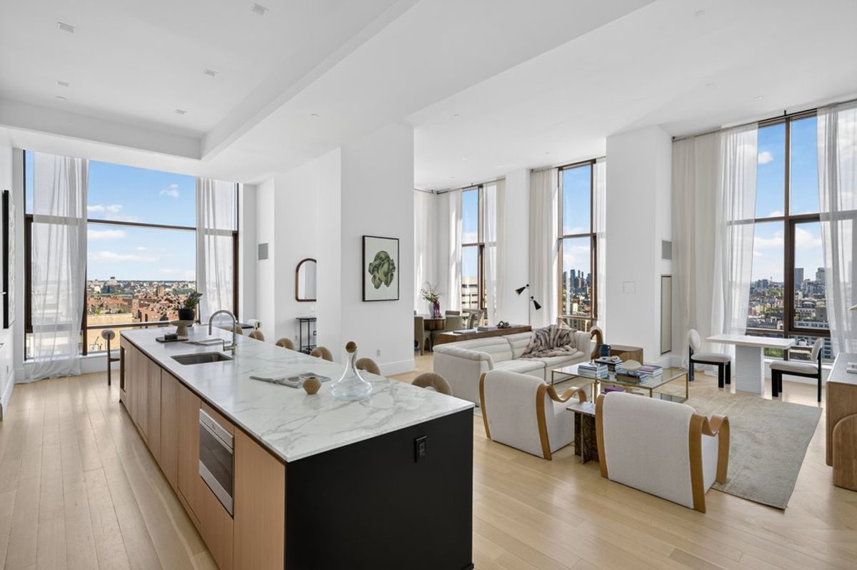 Photo for The Modern at Gramercy Square - 215 East 19th Street Condominium in Gramercy Park, Manhattan