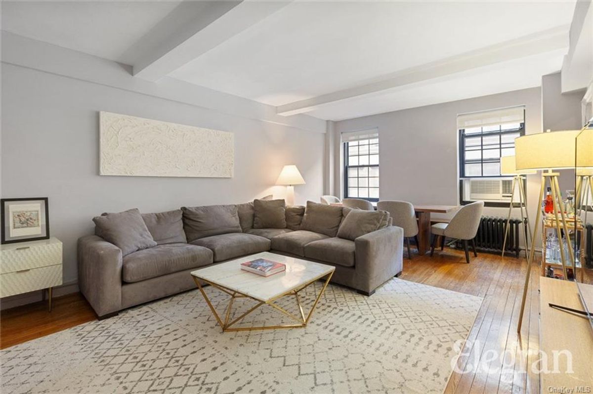 Photo for The Gramercy Arms - 102 EAST 22 STREET Cooperative in Gramercy Park, Manhattan