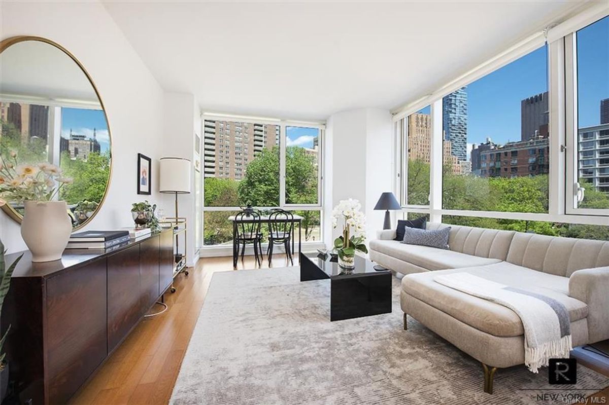 Photo for  200 Chambers Street  - 200 CHAMBERS STREET Condominium in Tribeca, Manhattan