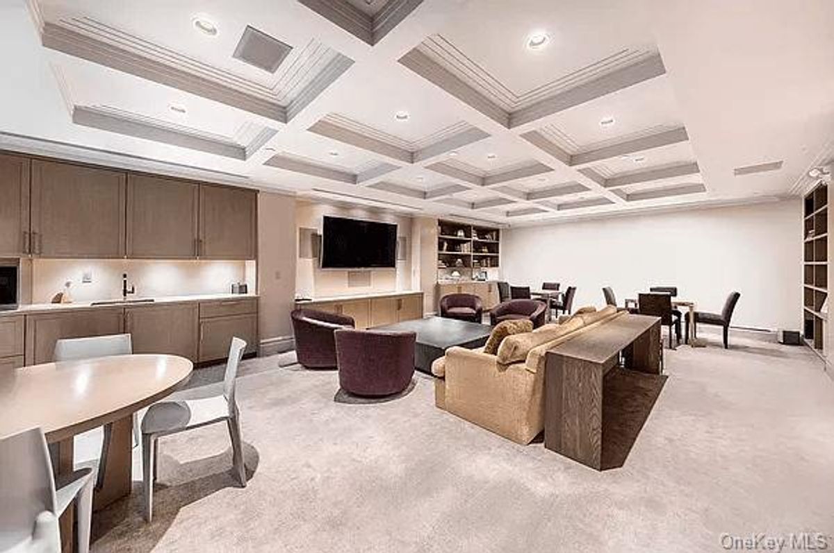 Photo for  The Empire Condominium  - 188 EAST 78 STREET Condominium in Upper East Side, Manhattan