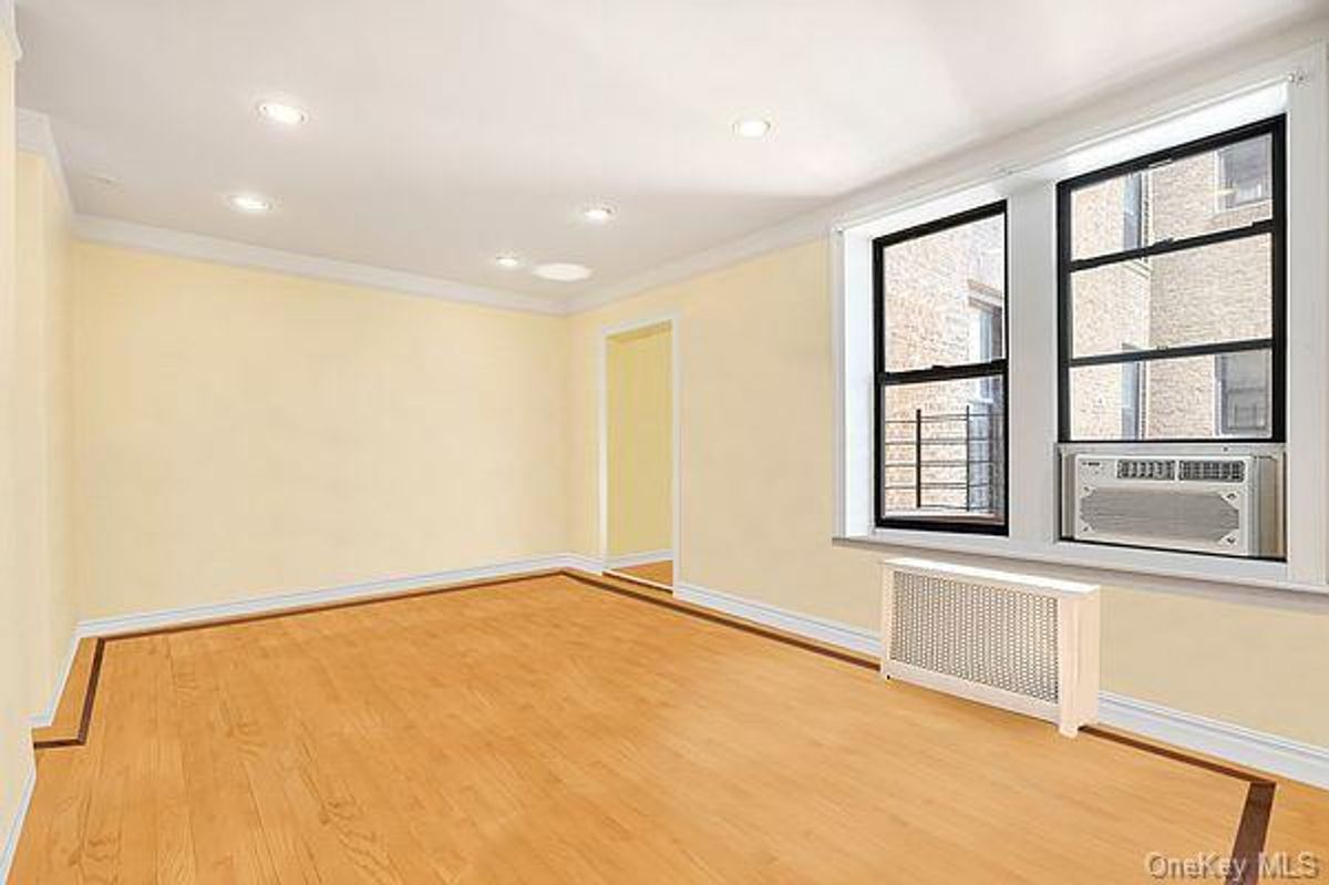 Photo for  835 RIVERSIDE DRIVE  - 835 RIVERSIDE DRIVE Condominium in Washington Heights, Manhattan