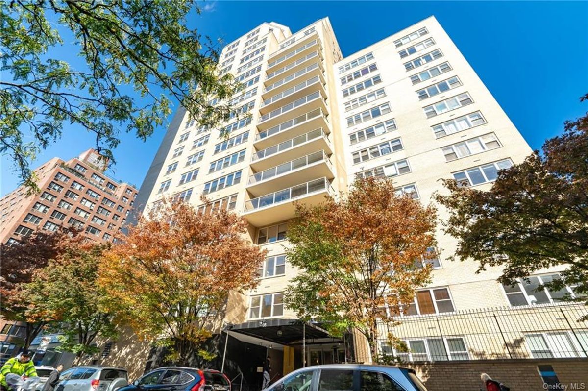 Photo for 305 East 24th Street - 305 East 24th Street Cooperative in Kips Bay, Manhattan