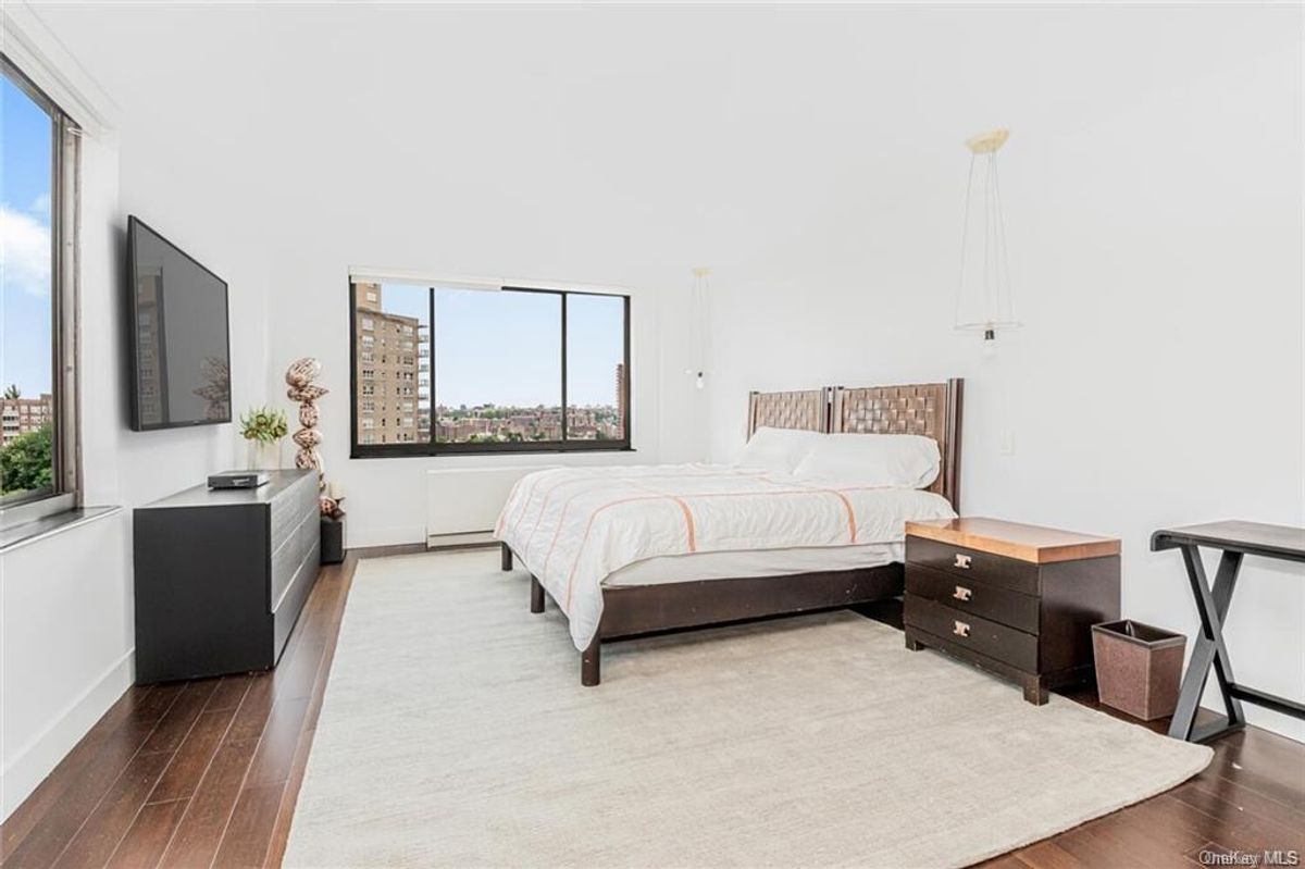 Photo for  RiverPointe  - 2287 JOHNSON AVENUE Condominium in Spuyten Duyvil, Bronx