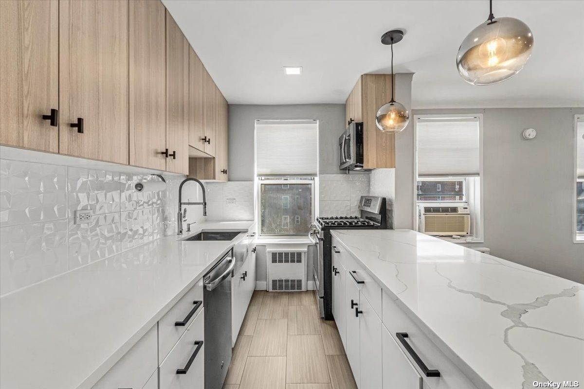 Photo for 67-12 YELLOWSTONE BLVD - 67-12 YELLOWSTONE BLVD Cooperative in Forest Hills, Queens