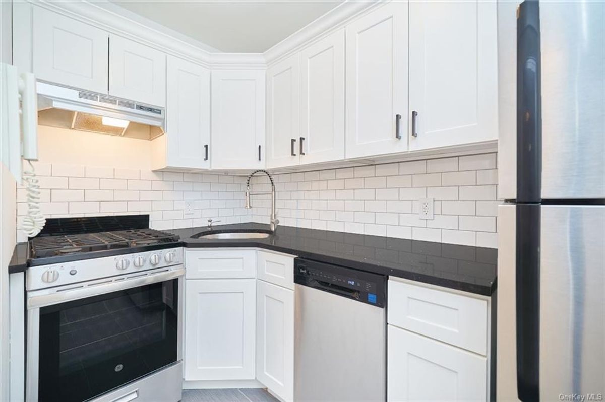 Photo for  The Chelsea Seventh Condominium  - 215 7 AVENUE Condominium in Chelsea, Manhattan