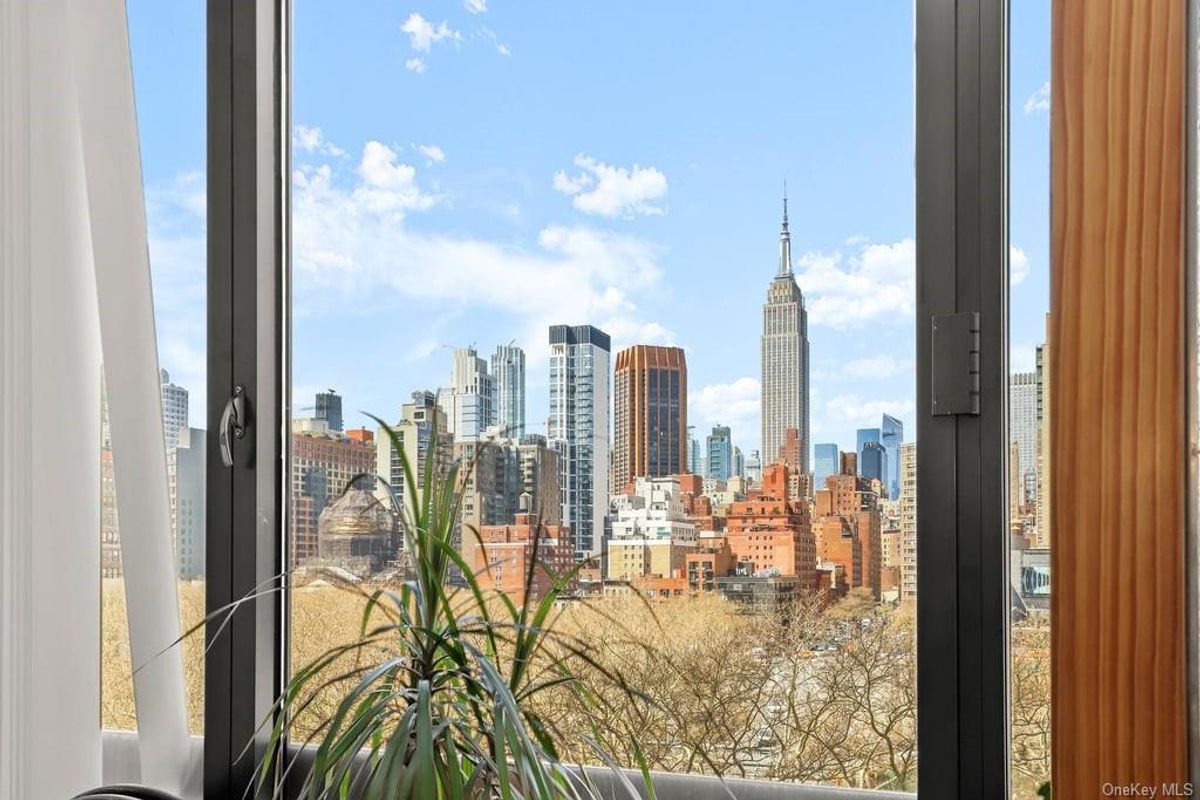 Photo for Manhattan Place - 630 1 AVENUE Condominium in Midtown East, Manhattan