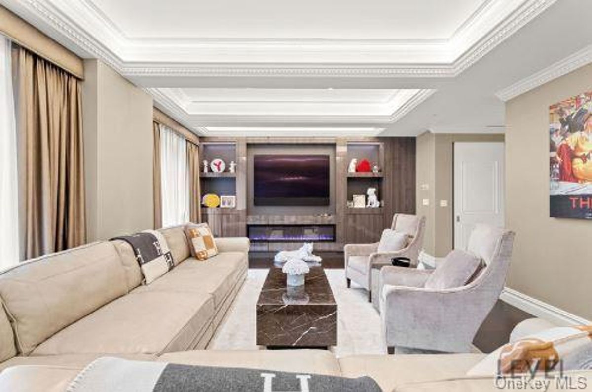 Photo for  12 East 13th Street  - 12 East 13th Street Condominium in Union Square, Manhattan
