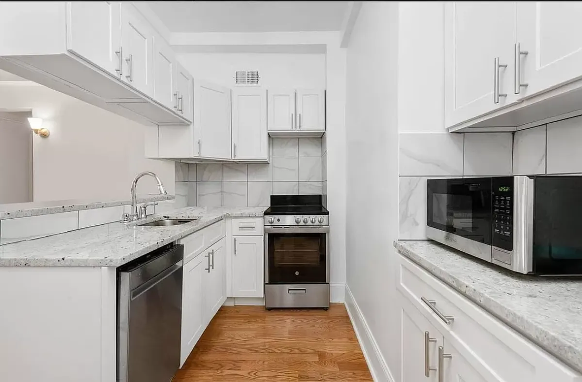 Photo for 212 AMSTERDAM AVENUE - 212 Amsterdam Avenue Rental Building in Lincoln Square, Manhattan